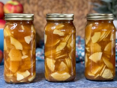 finished canned apple pie filling