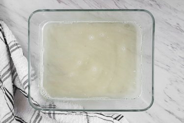 Pour jello in container