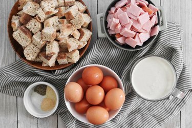 Ingredients for eggs Benedict casserole