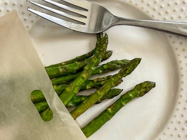 asparagus cooked in a toaster