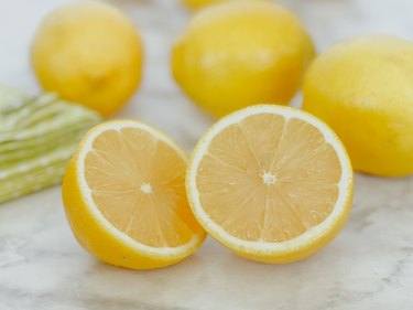 cut lemons