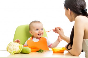 Feeding Toddlers: 5 Common Mistakes and 5 Easy Fixes 37716